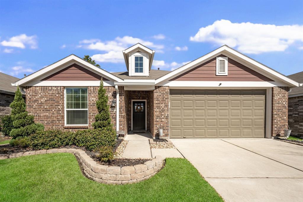 Nhà mới 4 beds ở Cypress, TX| 2 baths | $335,000